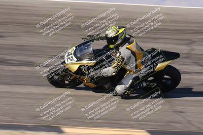 media/Jan-16-2026-CVMA Friday Practice (Fri) [[6f2bf47531]]/3-Racer 2/Session 2 Bowl Entry Pans/